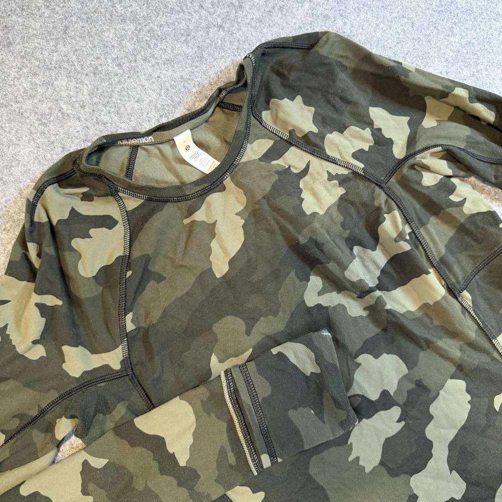 Lululemon Shirt Womens 6 Green Camo Long Sleeve Crew Neck Running Top LW3FAQS